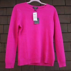 NWT Charter Club 2-ply cashmere long-sleeve crewneck in fuchsia.